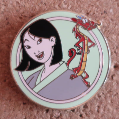 Disney enamel lapel pin (DP-297)