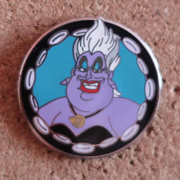 Disney enamel lapel pin (DP-332)