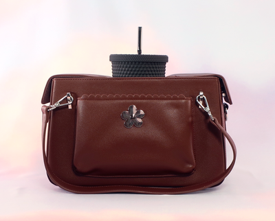 Sample: The Holliday bag in Chocolate (S35)